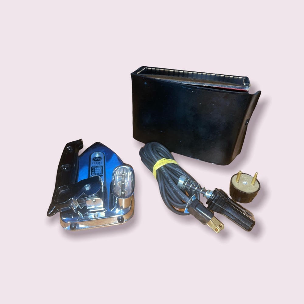 🔥 Vintage Metal Apex Travel Iron With Folding Handle 110 V 250 W & Case 🔥
